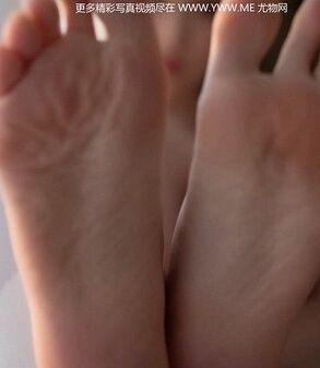 [KeLaGirls克拉女神] 2019.06.09《香足藕玉》芊芊视频