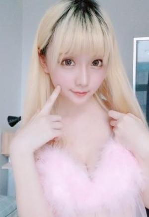 Coser小姐姐星之迟迟 - 粉红睡衣