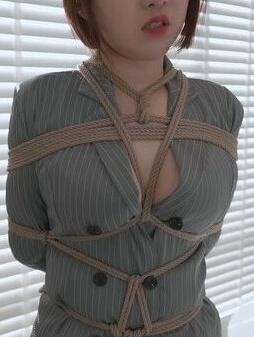 [Ligui丽柜]HD视频 2021.03.01 阳光下的绳缚 静瑶