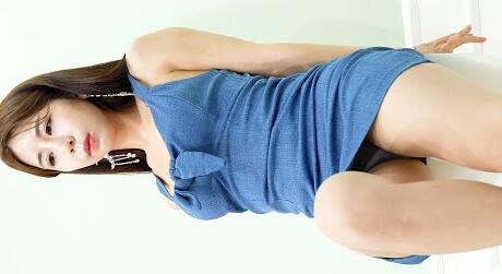 玫瑰清纯牛仔连衣裙的拍摄影片