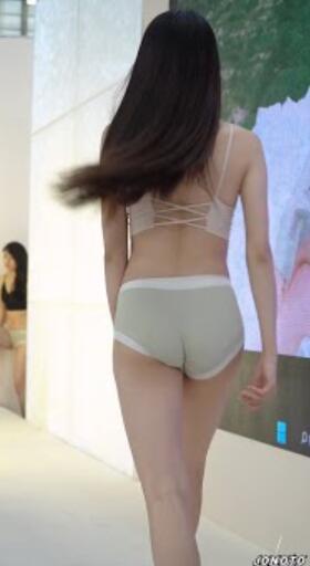 2023SIUF深圳内衣展 木子她她内衣走秀第二套