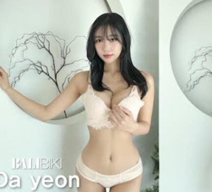 想一个人看的可爱多燕模特的提前圣诞节内衣装书籍拍摄现场lovely underwear outfit