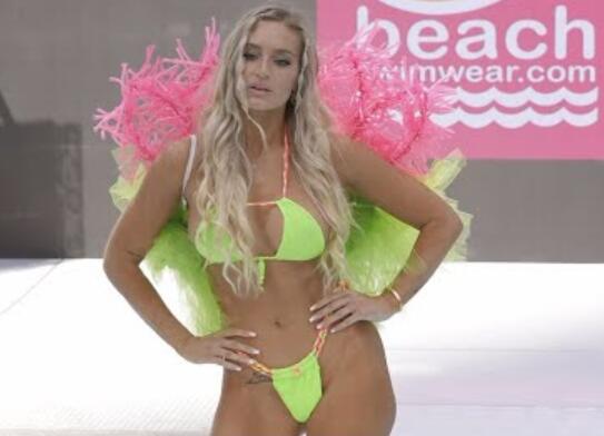 芒果海滩| 2024度假胜地|全面展示