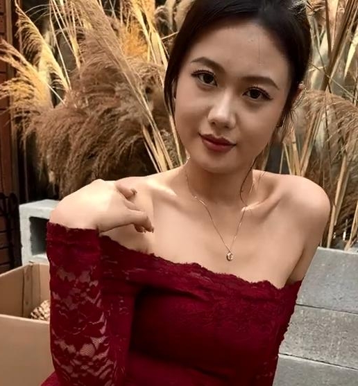 极品街拍《底色》001