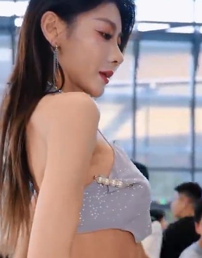 2024粤港澳大湾区车展｜赛车女神杨雨晴儿车模直拍特辑 1