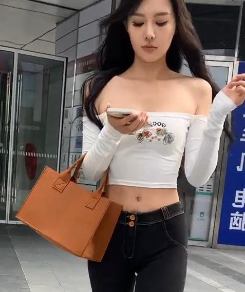 极品街拍《love letter》001