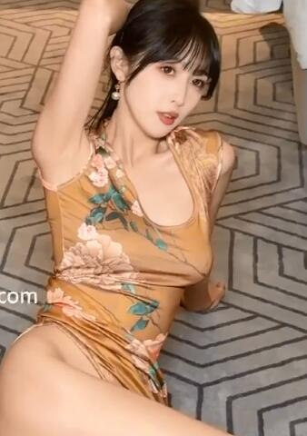 绝美现场！林星阑复古旗袍写真拍摄花絮